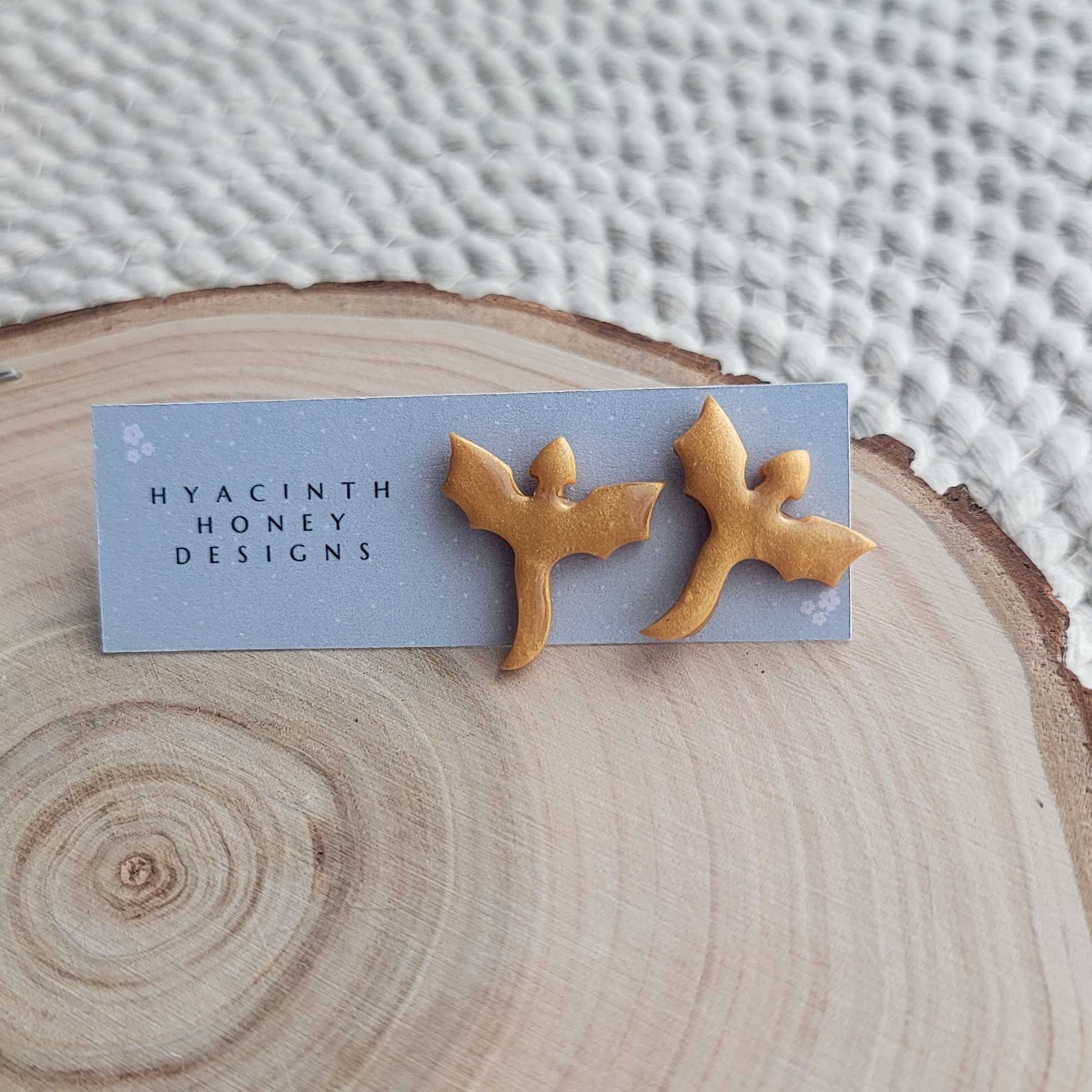 Dragon Studs