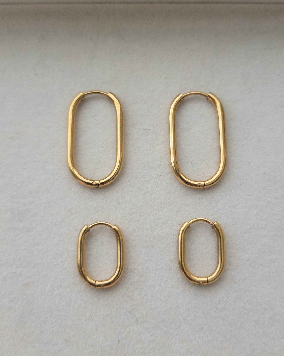 Click U-shape hoop earrings (for interchangeable earrings)